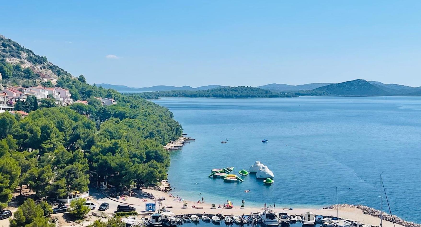 Apartment Mona 1, Fantastischer Meerblick Drage Exteriör bild
